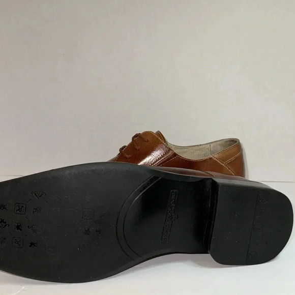 Stacy Adams Randall Cognac Dress Shoes - Picture 6 of 6